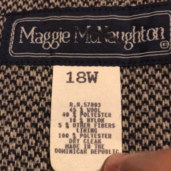 Blazer - Picture 2 of 2